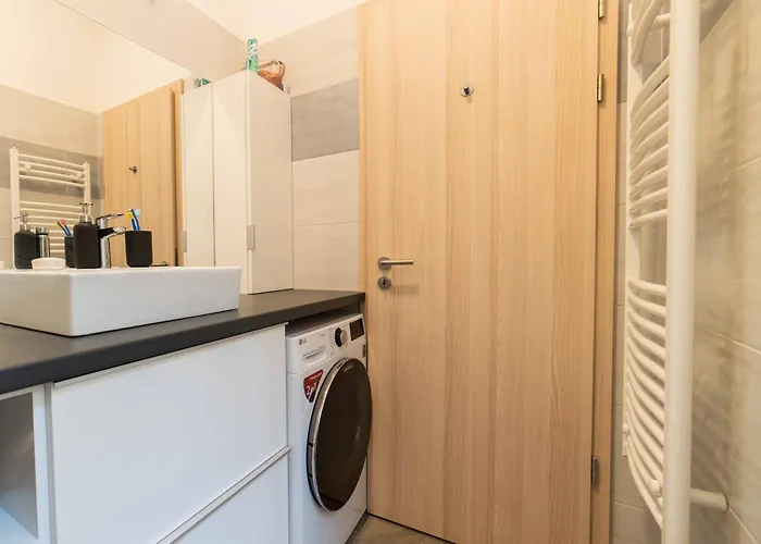 Fiumei Appartement *